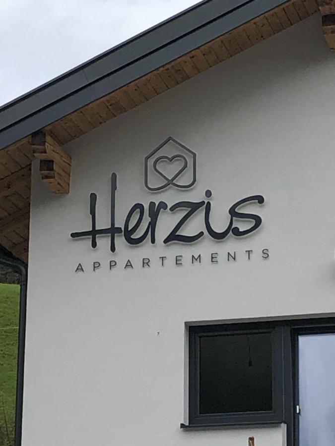 Herzis Appartements Ваграйн Экстерьер фото