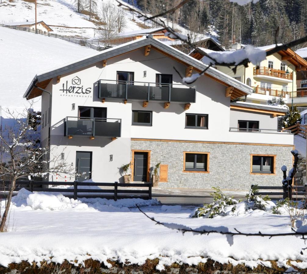 Herzis Appartements Ваграйн Экстерьер фото